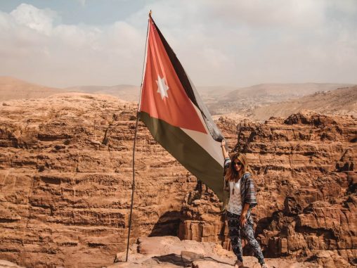 felsenstadt petra jordanien Jordanien Flagge High Places of Sacrifice Petra